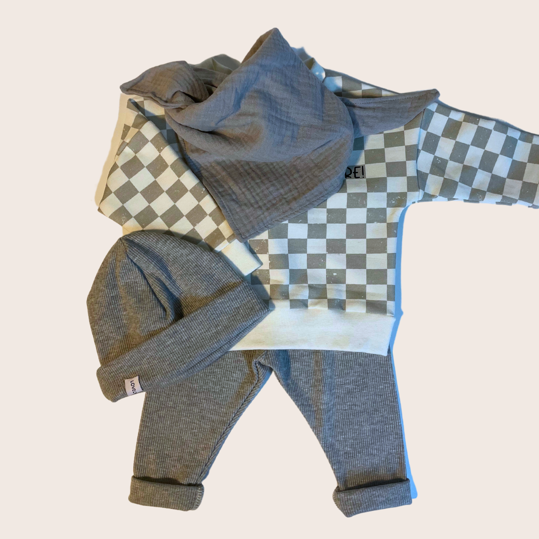 SWEATER AMORE - lovelyn-baby