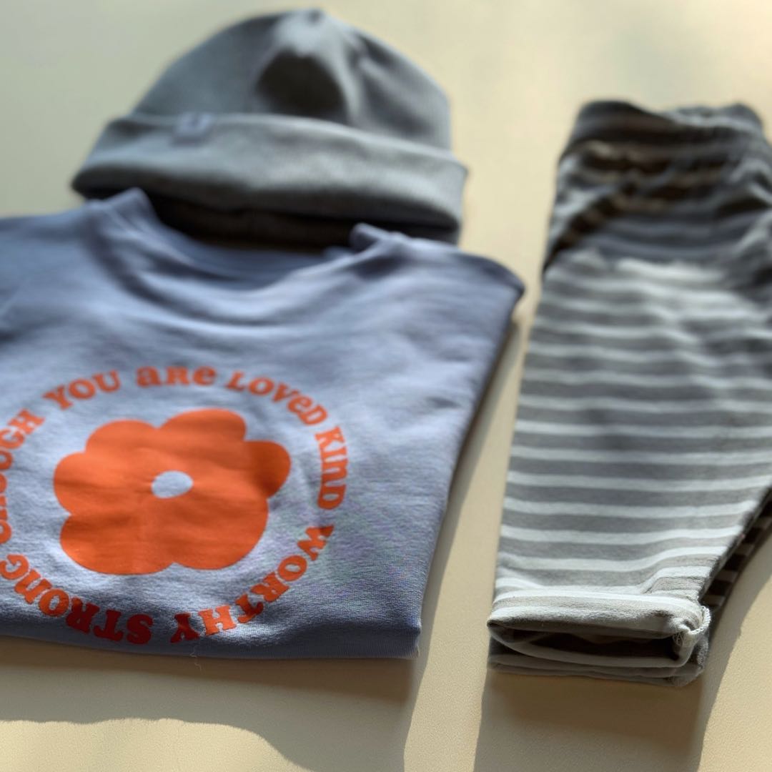 SWEATER OVERSIZE STRONG - lovelyn-baby