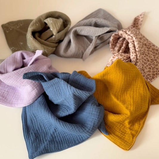 SCARF TRIANGLE MUSLIN - lovelyn-baby